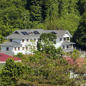 Hilltop Boutique 3*, Victoria Seychelles